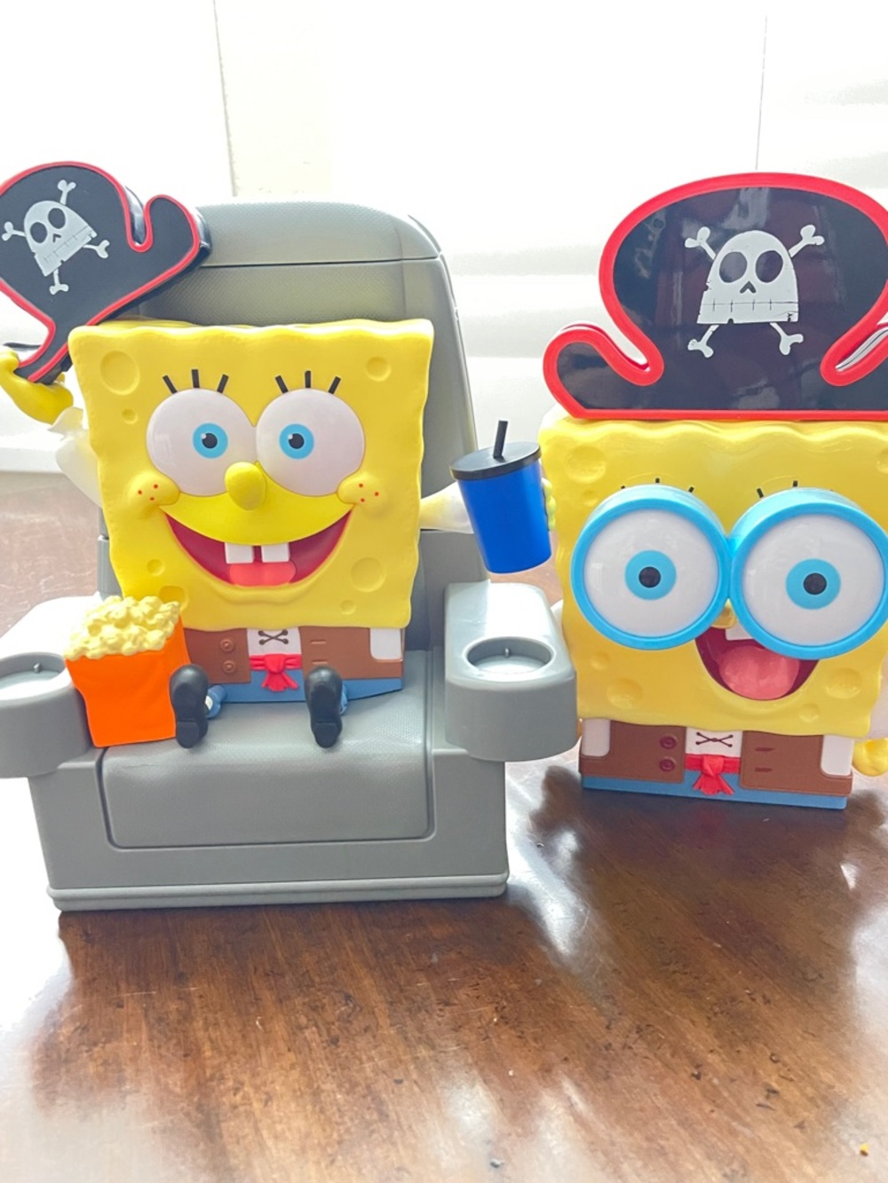 SpongeBob SquarePants |Regal| Popcorn Bucket Cup Set & Viewmaster Set